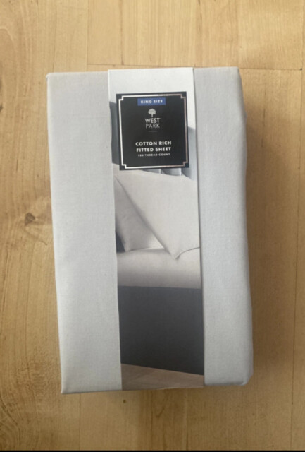 West Park Cotton Rich Or 100% Cotton Fitted Sheet 180 Threadcount -