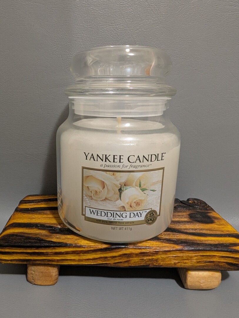 Medium Yankee Candle Wedding Day 411g Usa Candle & Sealed by eBay