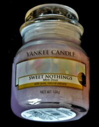 Yankee Candle Sweet Nothingings, 104g Rare
