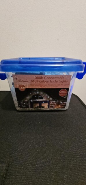 The Christmas Workshop 300 Led Icicle Chaser Lights Multicoloured