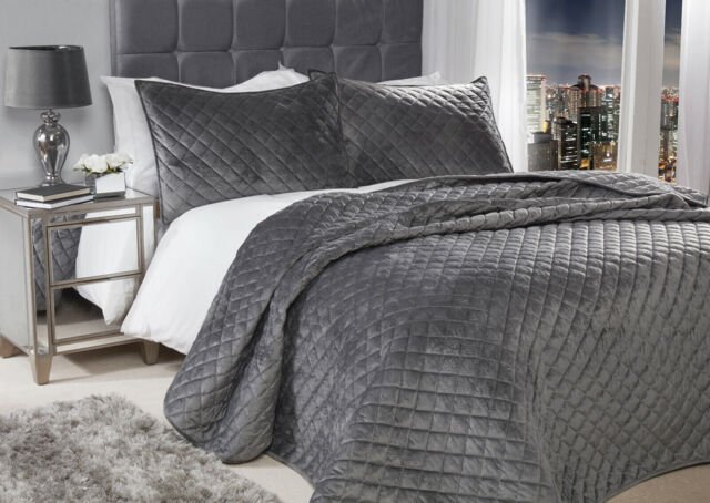 Quilted Plush Velvet Feel Cross Stitch Bedspread Throw Comforter + 2