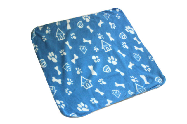 Pet Blanket Dog Puppy Animal Fleece Small Soft Mat Throw Warm Cosy For