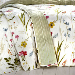 Dreams & Drapes Spring Glade Floral Quilted Bedspread, Multi, 195 X