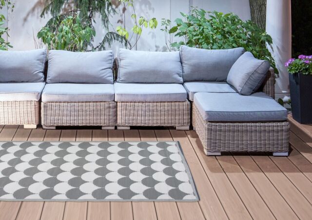 Outdoor Rug 121cm X 180cm Patio Garden Decking Waterproof Scallop