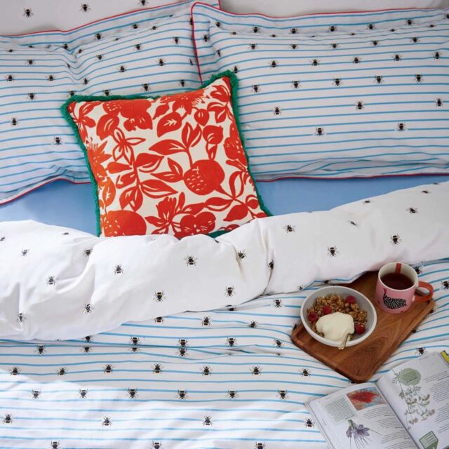 Joules Botanical Bee Striipe Single Duvet Cover + 1 Oxford Pillowcase