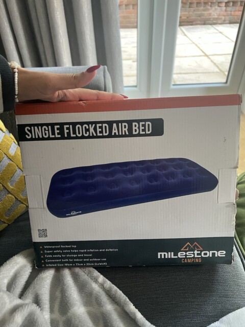 Milestone Camping 88000 Flocked Single Air Bed - Blue