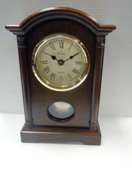Bulova - Dalton -b7466 Small Traditional Wooden Mantel Clock With