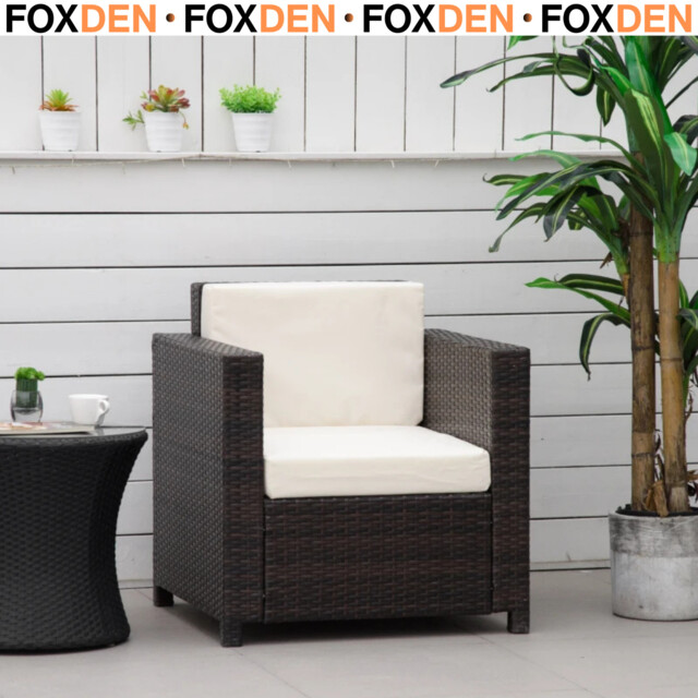 Single Seater Pe Rattan Garden Chair With Armrests & Thick Cushion -