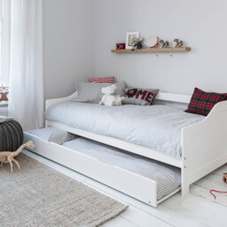 Day Bed Single With Pull Out Trundle Extra Guest In White Hove