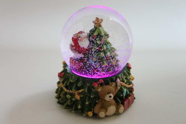 Gisela Graham Led Colour Changing Santa Christmas Snowglobe Decoration