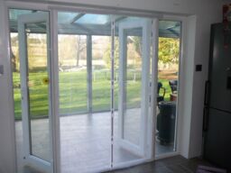 Magnetic Flyscreen Door Adjustable Up To 200cm Wide Including Two