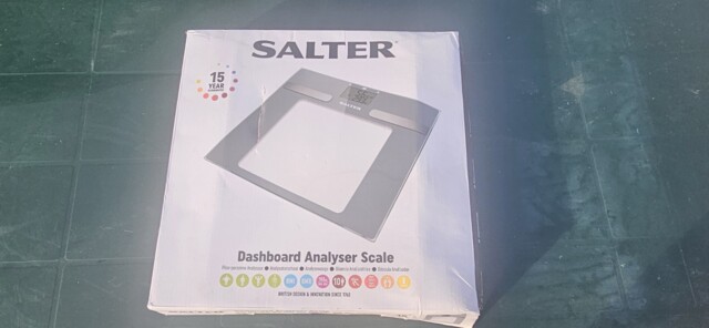 Salter Glass Dashboard Analyser Bathroom Weight Scales
