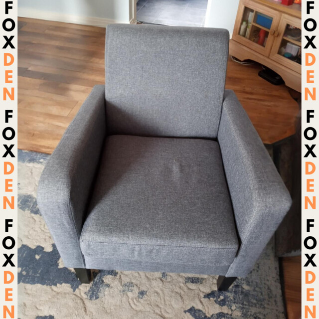 Comfy Modern Armchair Accent Chair With Rubber Wood Legs For Bedroom