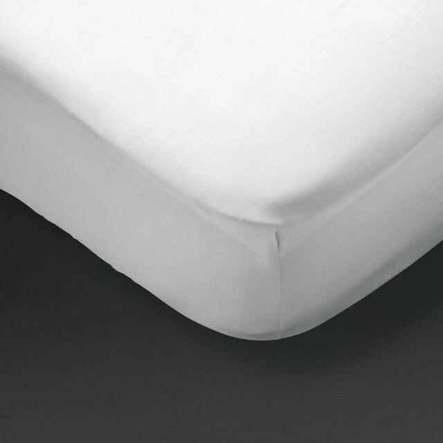 Mitre Essentials Pyramid Fitted Sheet In White - 100% Pure Cotton -