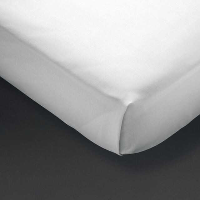 Mitre Essentials Pyramid Flat Sheet In White - 100% Pure Cotton - King