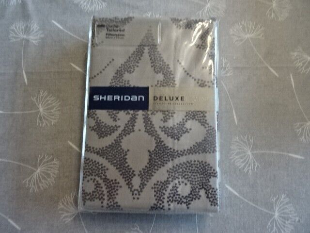 Sheridan Pencarrow Wheat Pair Of Tailored Pillowcases -bnip