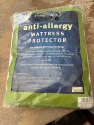 Silentnight Anti Allergy Mattress Protector Plus, King - White