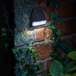 Solar Powered Led Garden Wall Fence Post Shed Light 3 Lumen Outdoor