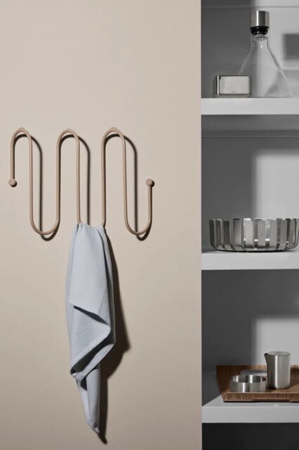 Blomus Curl Coat Rack Steel Powdercoated Ashes Of Rose (damaged Box)