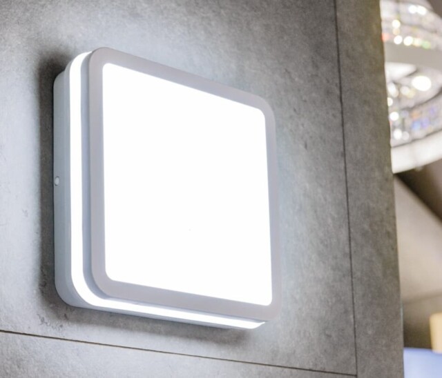 Kanlux 18w Led Outdoor Bulkhead Wall Ceiling Light Ip54 White Outdoor