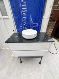 Villeroy And Boch Vivia Wall Vanity Unit 100cm Gl White + Stone Top +
