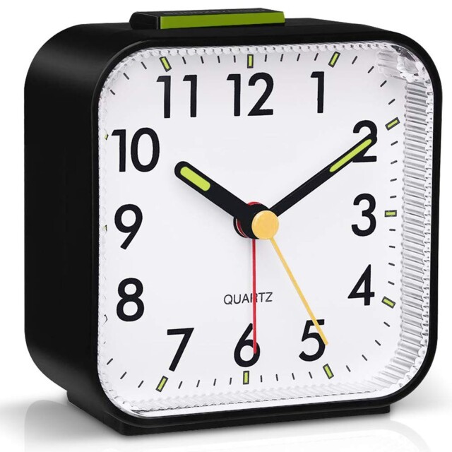 Silent Alarm Clocks Bedside Non Ticking Battery Powered Table Clocks