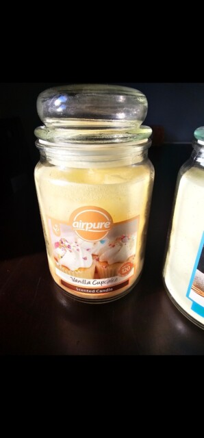 Airpure Vanilla Cupcake Scented Candle Jar 510g Room Scent. Approx 120
