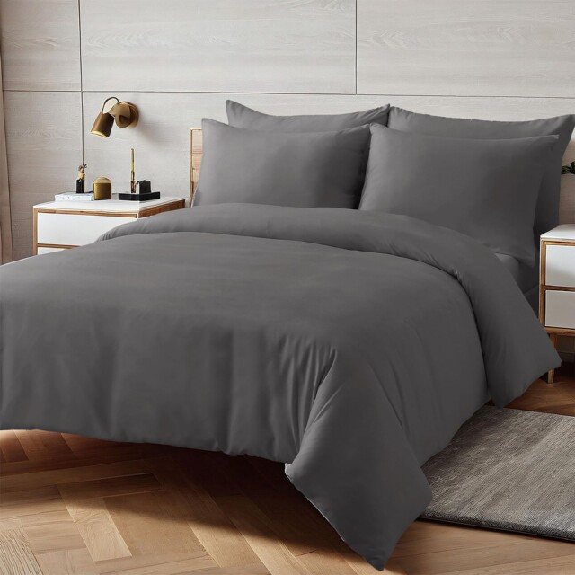 The Essentials Wardrobe Duvet Cover Set Includes Matching 200x200,