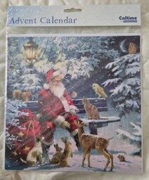 "Traditional Advent Calendar ""father Xmas"" Exclusive Design - 24 Doors"