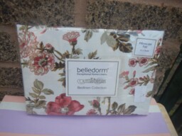 Vintage Belledorm Country Dream Wild Rose Pair Of Pillowcases