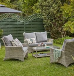 Outsunny Outdoor 4 Seater Wicker Furniture High Back Chairs With