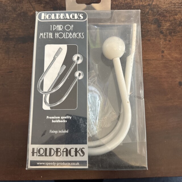 Speedy Ball Metal Curtain Holdbacks (pair) Cream Effect Brand Factory