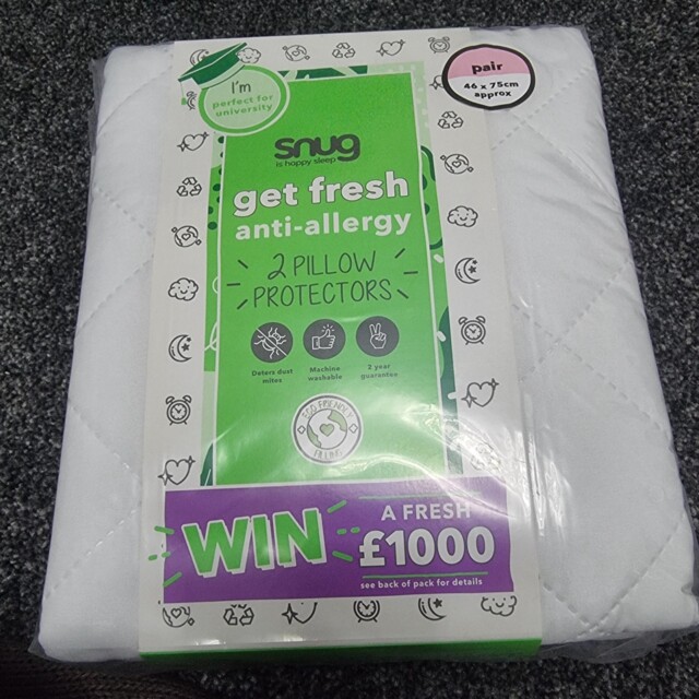 Snug - 2 (pair) X Quilted Anti-allergy Pillow Protectors,