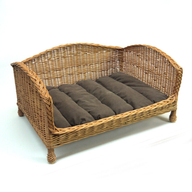 Luxury Medium Size Wicker Dog Bed Basket Settee With Cushion