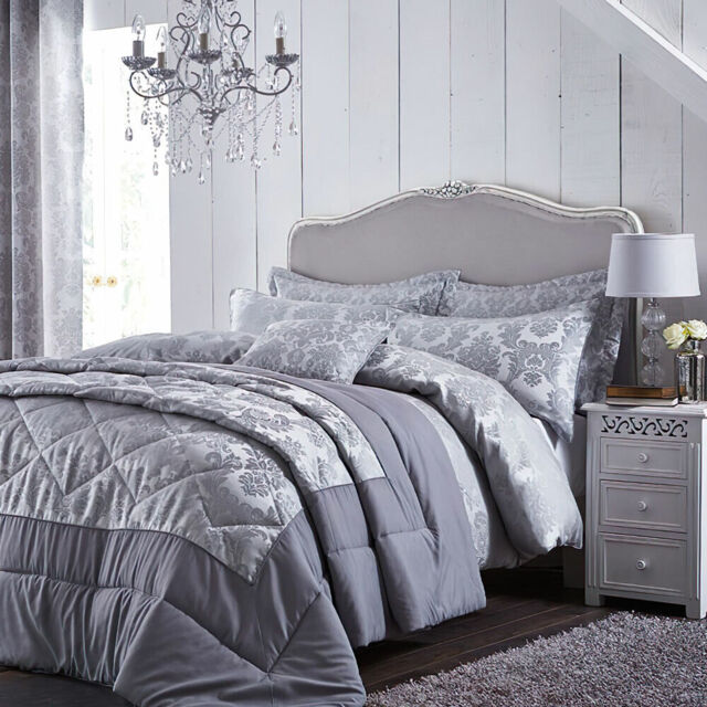 Catherine Lansfield Damask Jacquard Quilted Bedspread, Silver, 240 X
