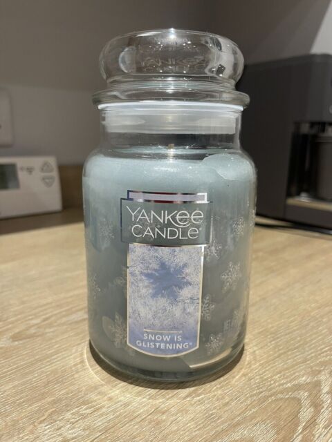 Snow Is Glistening Deerfield Yankee Candle Large Jar 22oz