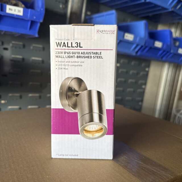 Knightsbridge Wall3l Modern Outdoor Garden Wall Lantern Directional