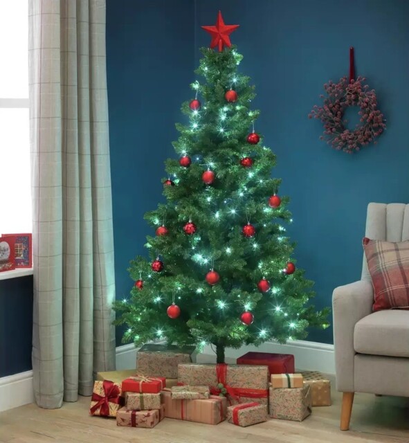 Habitat 6ft Pre-lit Spruce Christmas Tree - Green