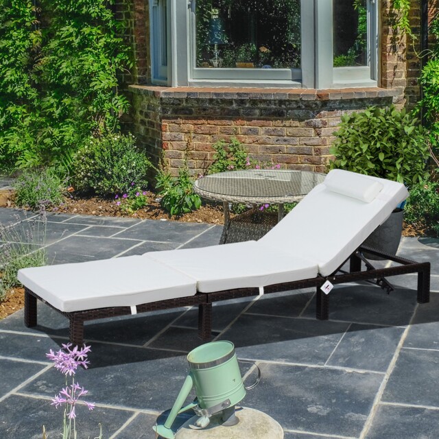 Sun Lounger Rattan Reclining Sun Bed Garden Furniture Recliner Chair