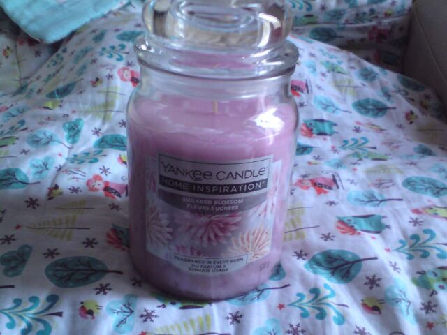 Yankee Candle Large Jar - Sugared Blossom - Up To 135 Hour Burn Time