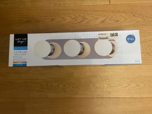 Verve Design Iris 3 X 5w 350 Lumen Bathroom Light Led Chrome Ip44