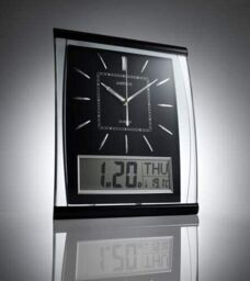 Wall Clock Digital Analogue Silent Day/date/month/year/temperature
