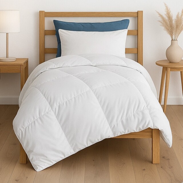 "Comfortnights Duck Feather And Down Duvet (single 135 X 200 Cms, 53"" X"