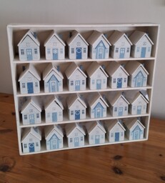 Rare Selfridges 24 Individual Beach Hut House Advent Calendar W/ Case