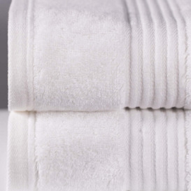Luxury Bamboo Towel Set in White
