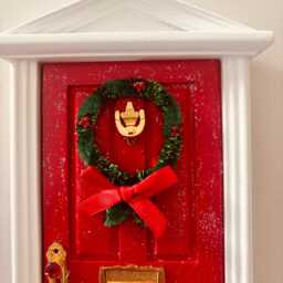 Christmas Elf Fairy Door, Wooden Red Miniature Wall Decor - thumbnail 2