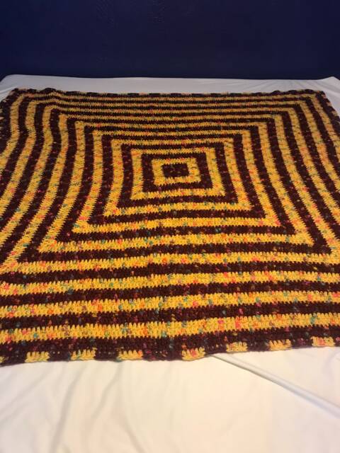 Burgundy & Gold Squarer Blanket - image 1