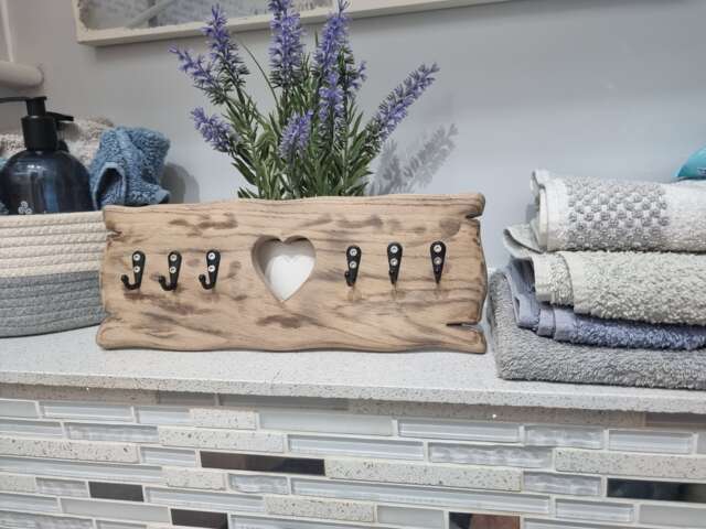 Wooden Rustic 6 Hook Key Holder .solid Oak With Heart Cut Out Detail - image 1