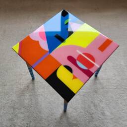 Pink Resin Coffee Table Boho Pop Art Side Table With Painted Legs - thumbnail 2