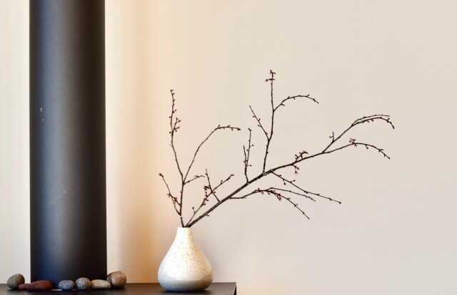 Speckled Stoneware Ikebana Bud Vase, Rustic Ceramic Flower Arrangement, Minimalist Home Decor